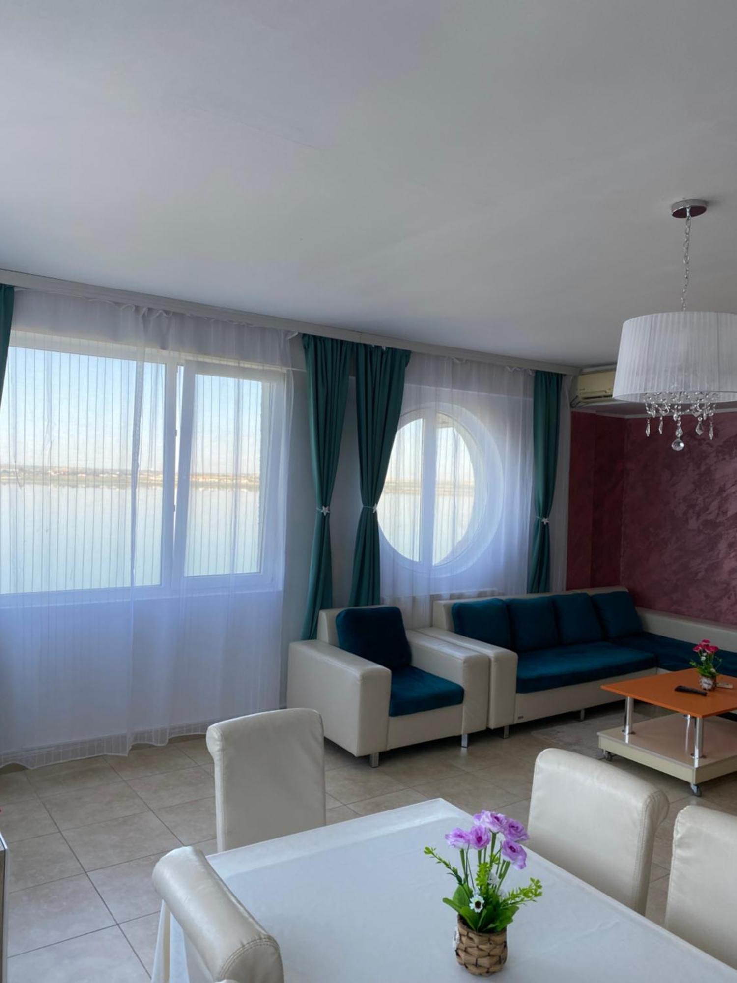 Ionut Summerland Apartments Mamaia Eksteriør bilde